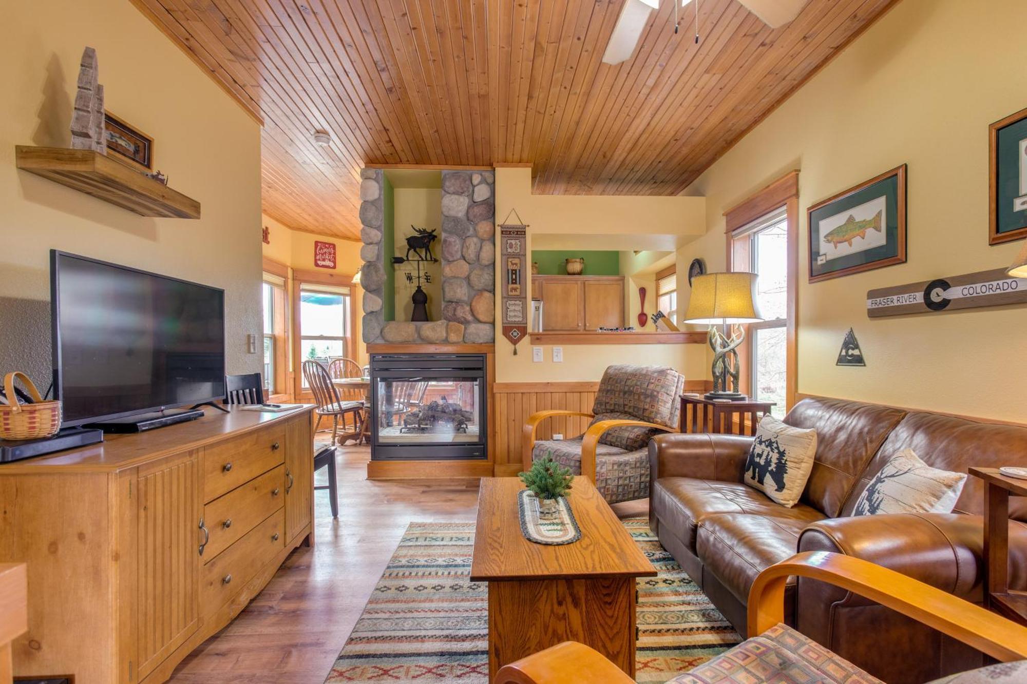 Riverfront Cabin About 4 Mi To Granby Ranch! Экстерьер фото
