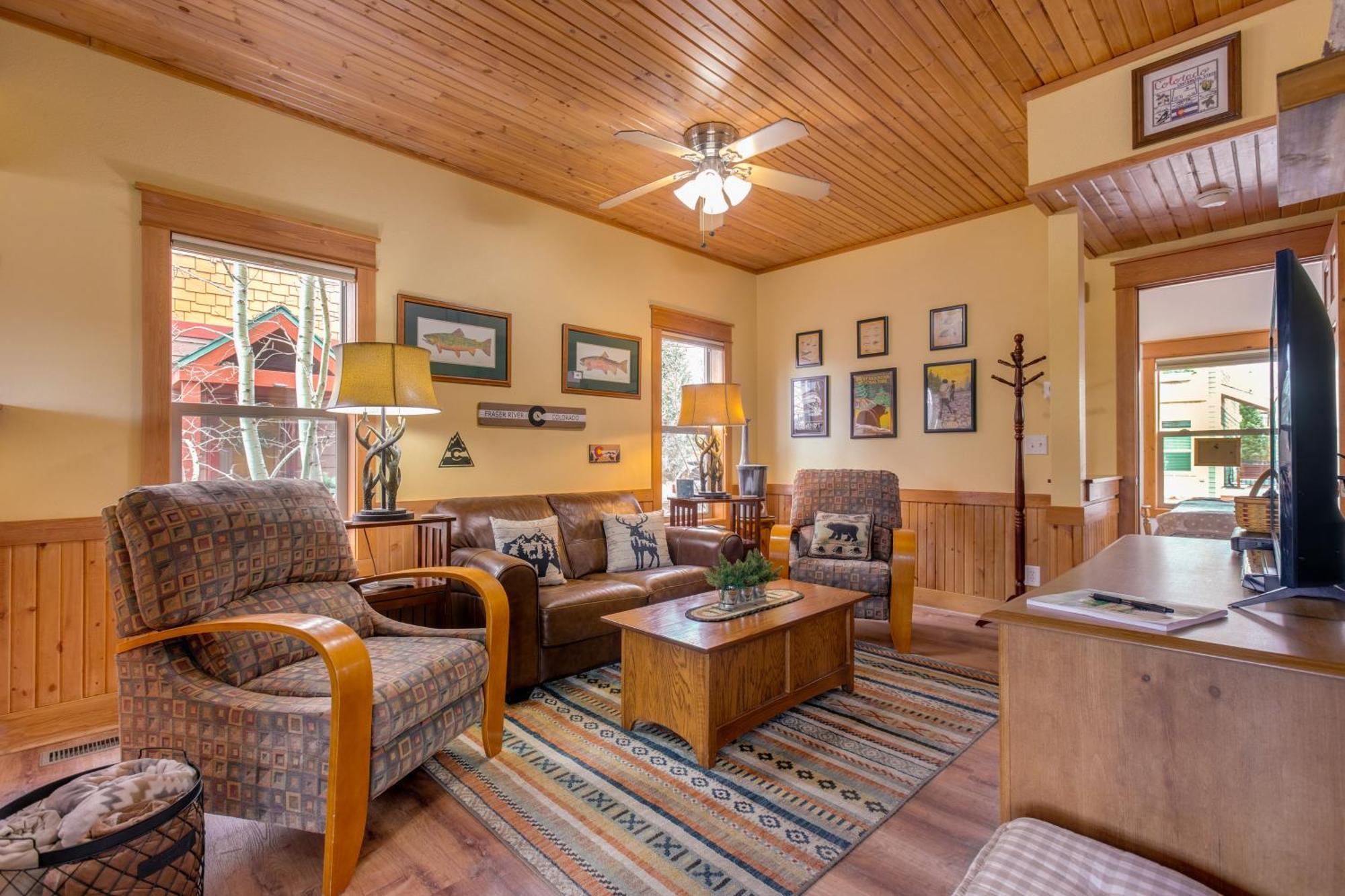 Riverfront Cabin About 4 Mi To Granby Ranch! Экстерьер фото
